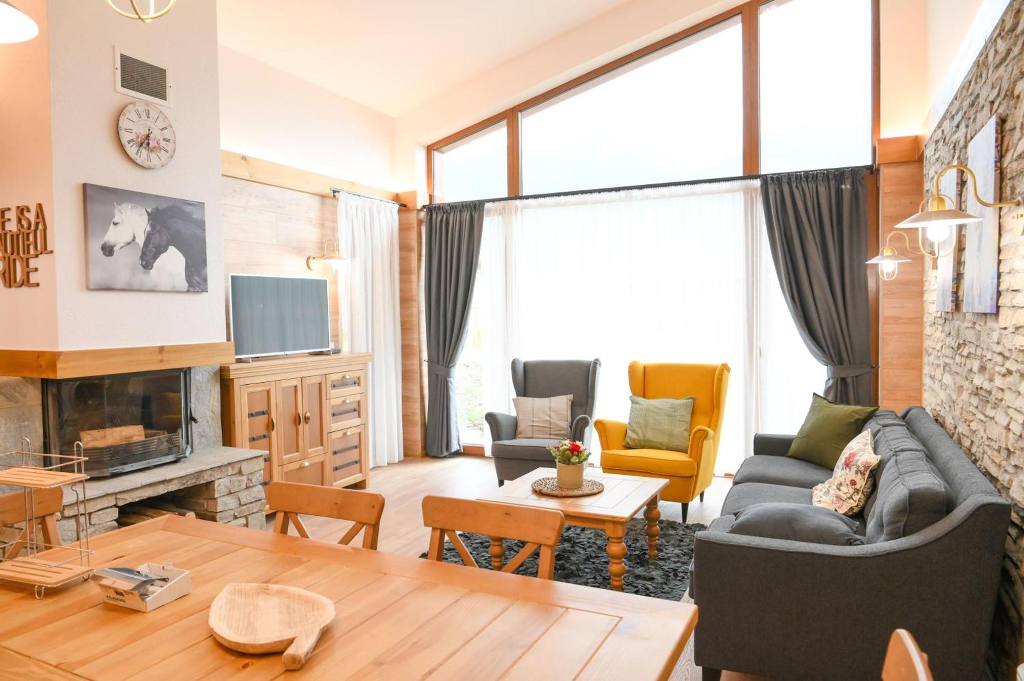 Villa Letizia Near The Pirin Golf Resort บันสโก ภายนอก รูปภาพ